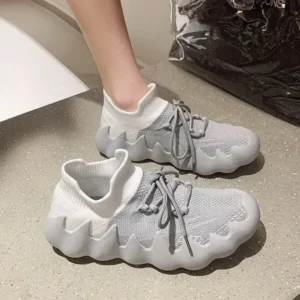 Moonfootprint Women Fashion Round ToeWomen Fashion Round Toe Octopus Fly Woven Sneakers Shallow Cut Print Lace Up Flat Sneakers